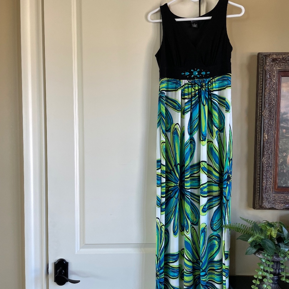 New Directions maxi dress